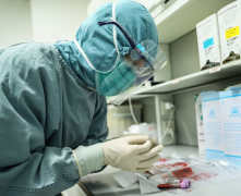 西林叉車 讓黨旗飄揚在戰(zhàn)“疫”一線